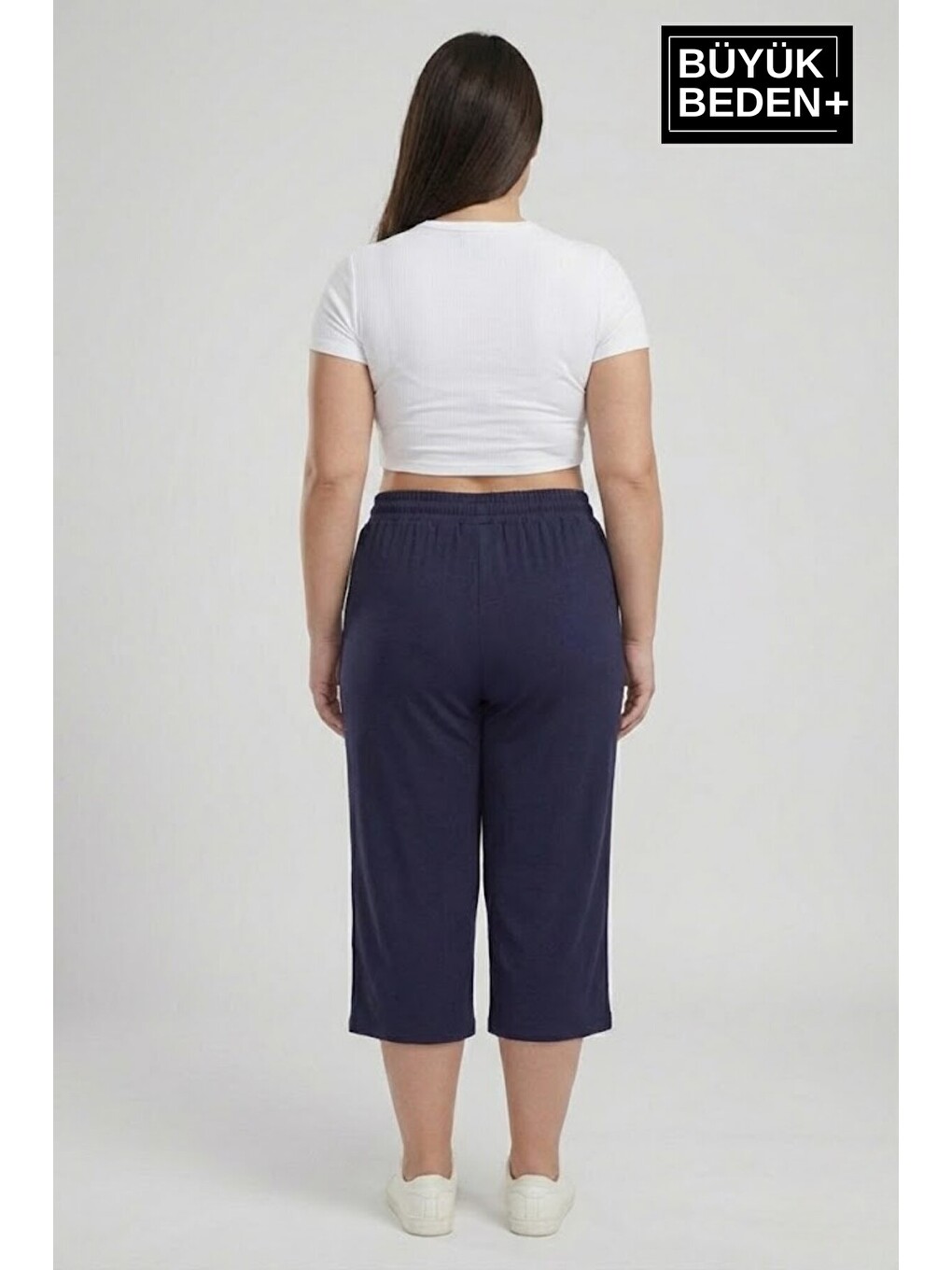 Lacivert Büyük Beden N Baskılı Kadın Şort Kapri Rahat Kalıp Cepli Bağcıklı 3XL-6XL SPR26BSRK591-19-2