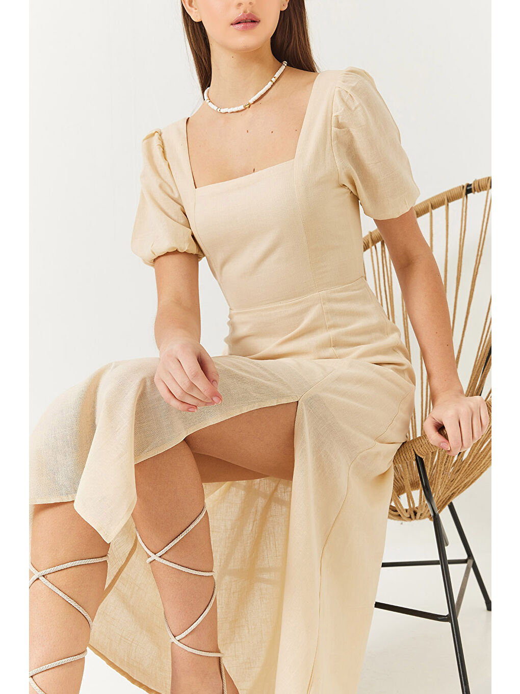 Bej Kadın Karpuz Kol Kare Yaka Sırt Detaylı Yırtmaçlı Keten Elbise-1