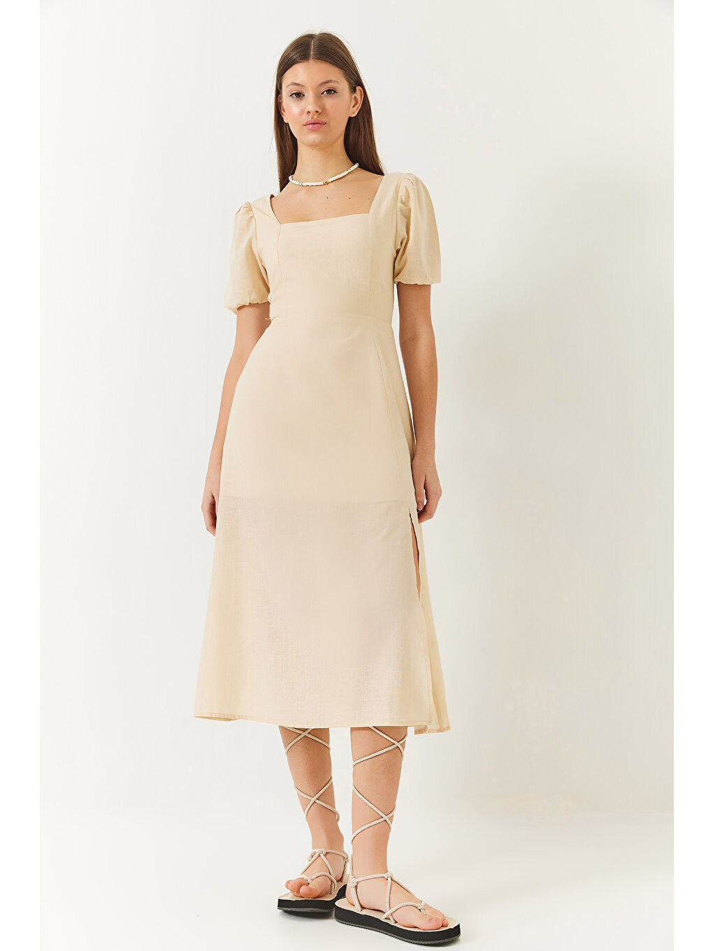 Bej Kadın Karpuz Kol Kare Yaka Sırt Detaylı Yırtmaçlı Keten Elbise-2