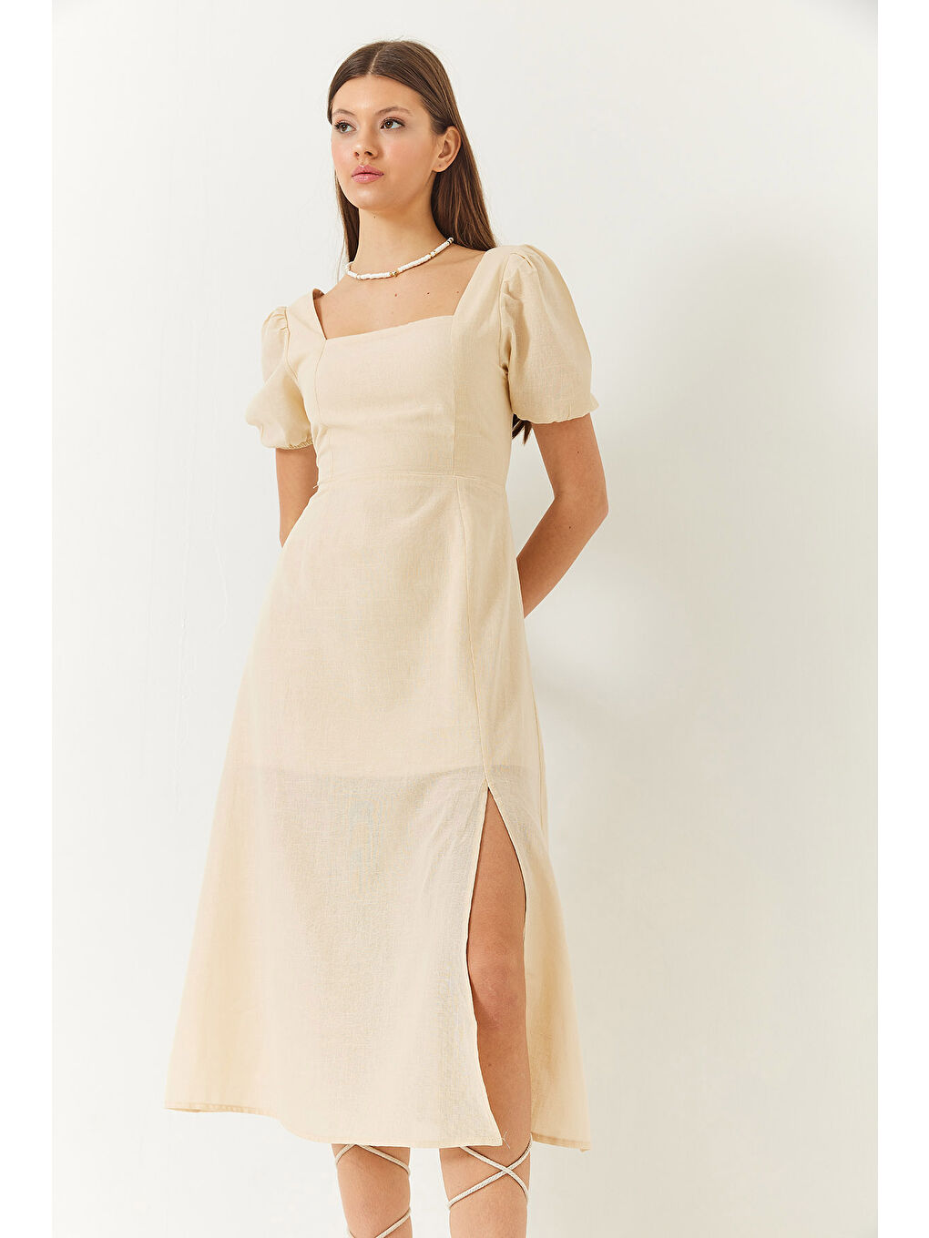 Bej Kadın Karpuz Kol Kare Yaka Sırt Detaylı Yırtmaçlı Keten Elbise-4