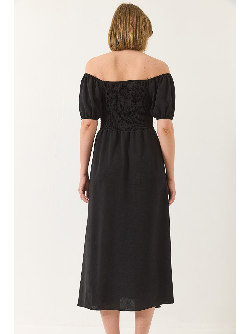 Siyah Kadın Kare Yaka Bağlama Detaylı Gipeli Yırtmaçlı Yazlık Elbise-6