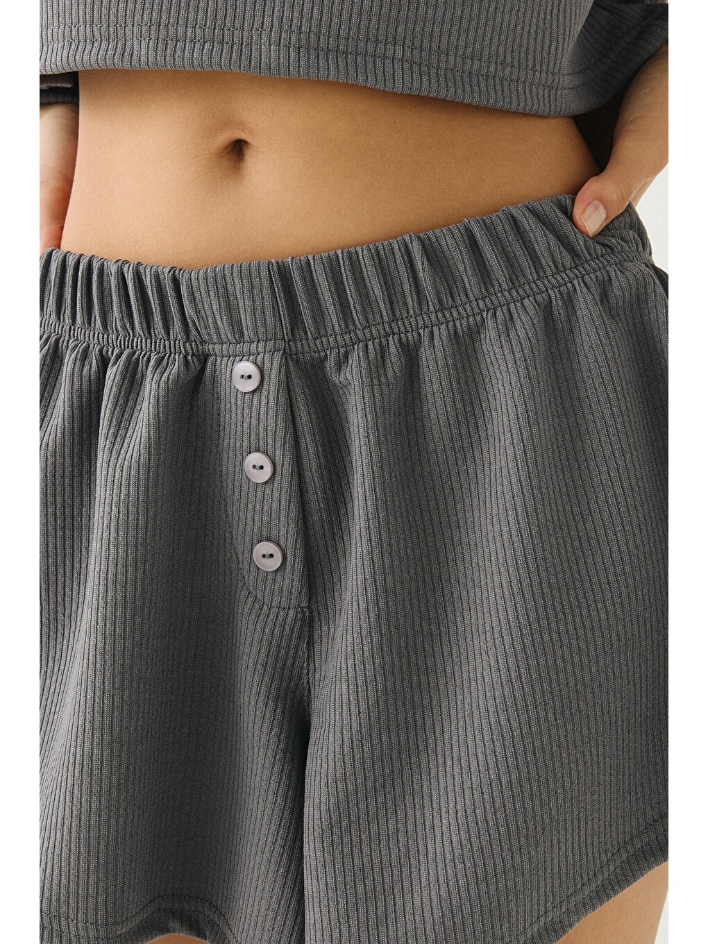 Gri Modern Dokulu Fitilli Şortlu Takım 9159 Füme-3