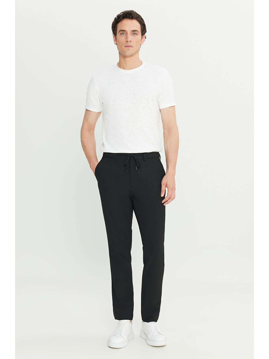 Erkek Siyah Slim Fit Dar Kesim Gofre Desenli Beli Bağlamalı Yan Cepli Travel Casual Pantolon-4