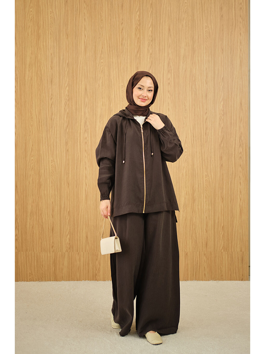 Kadın Bol Paça Fermuarlı Takım Kahverengi-3