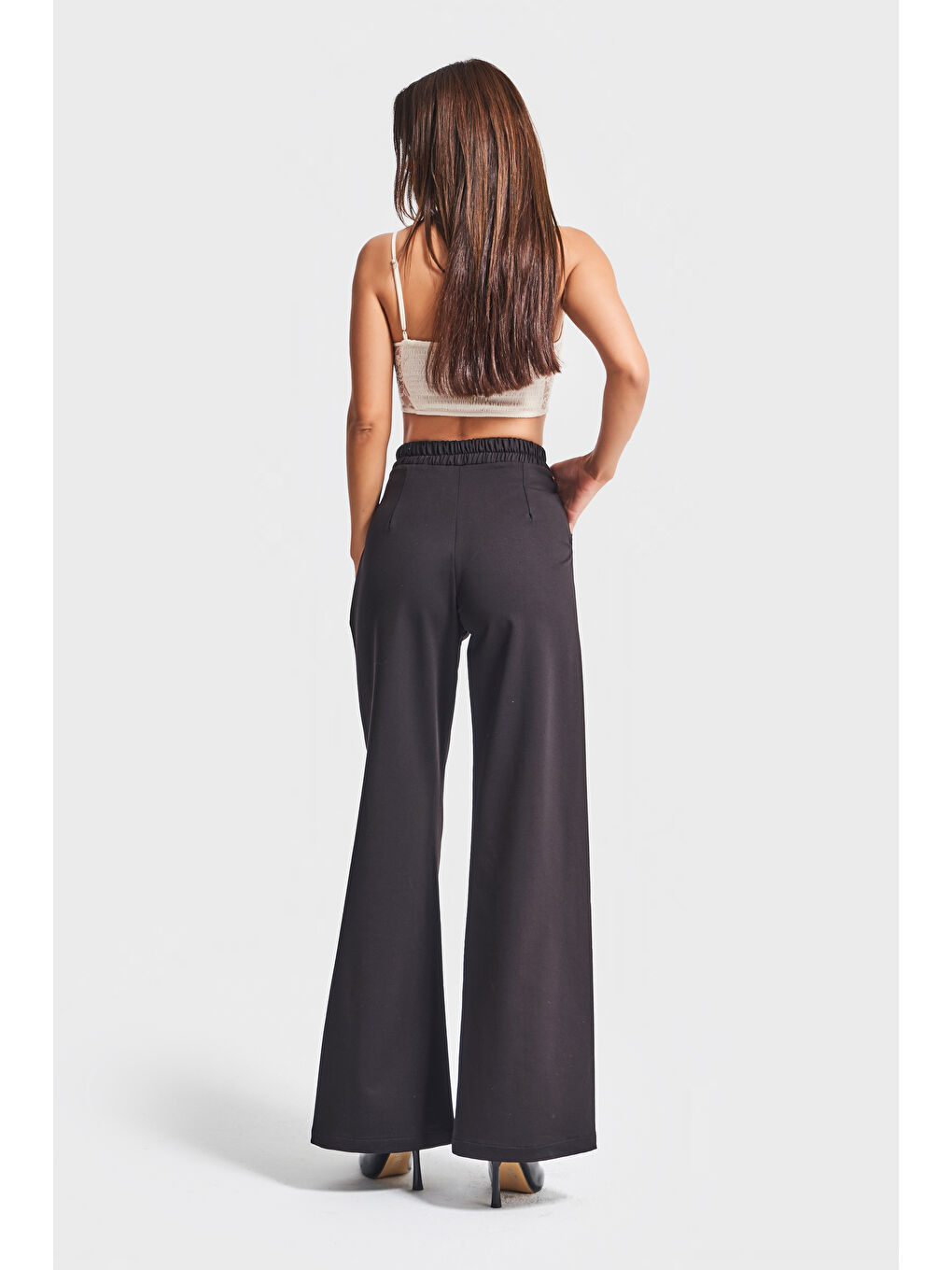 Kadın Siyah Renk w5-1 Palazzo Fit Esnek Kumaş Kemeri Dantel Detaylı Pantolon-4