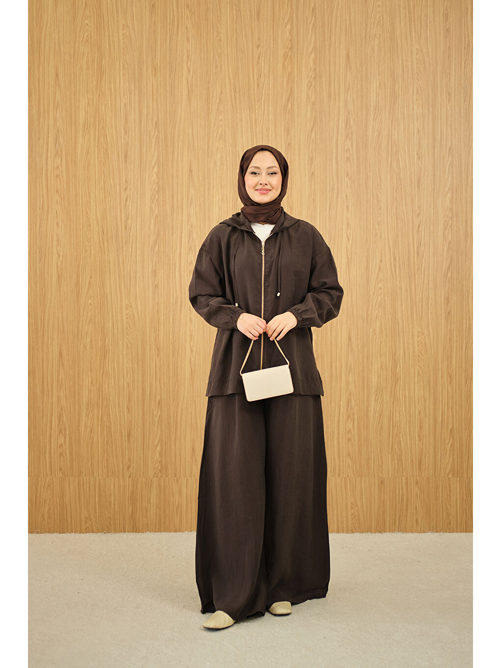 Kadın Bol Paça Fermuarlı Takım Kahverengi-4