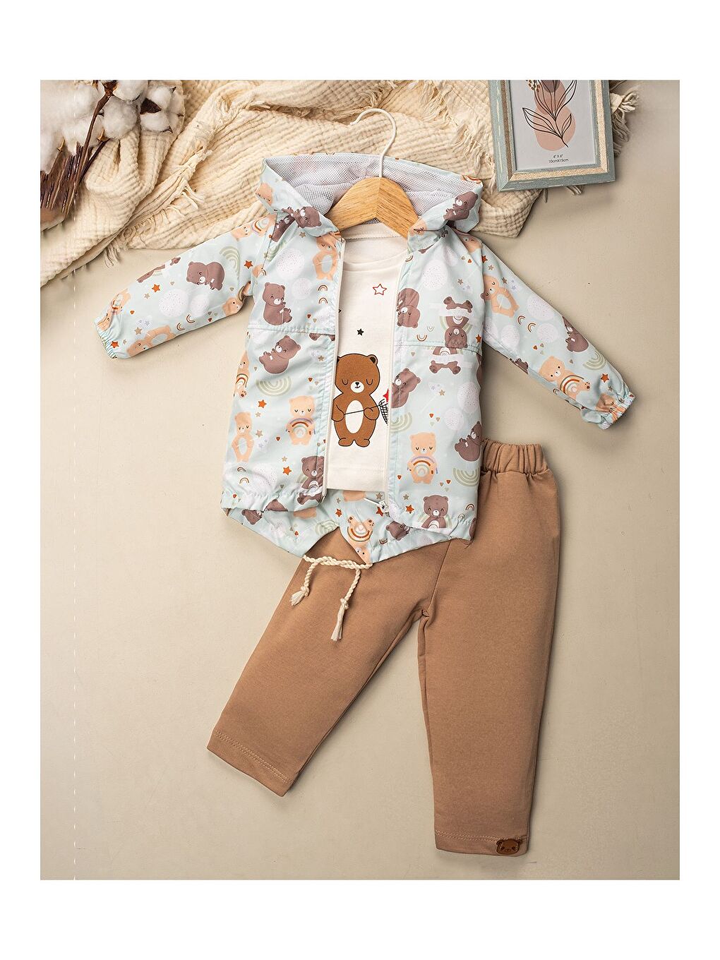 Yeşil Unisex Yağmurluk 3 Parça Bebek Takımı Ayıcık Desenli ve Astarlı Bebek Takımı