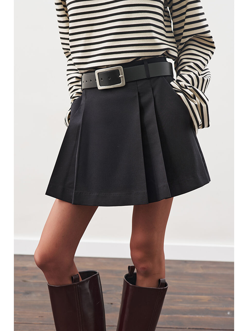 Maksi Tokalı Kemer Siyah-1