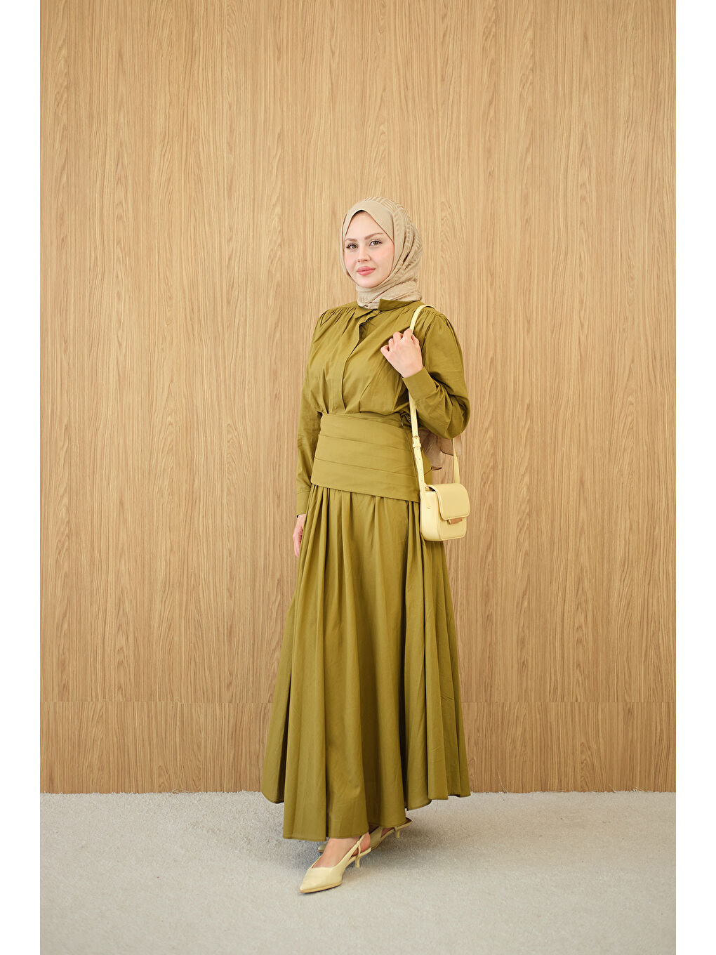 Kadın Gizli Düğmeli Beli Kuşaklı Gömlek Yaka Takım Yağ Yeşil-3