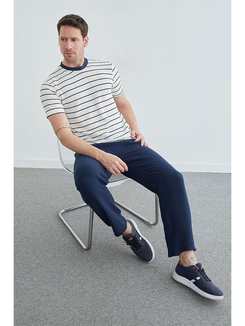 Lacivert Beli Lastikli Müslin Kumaş Pantolon