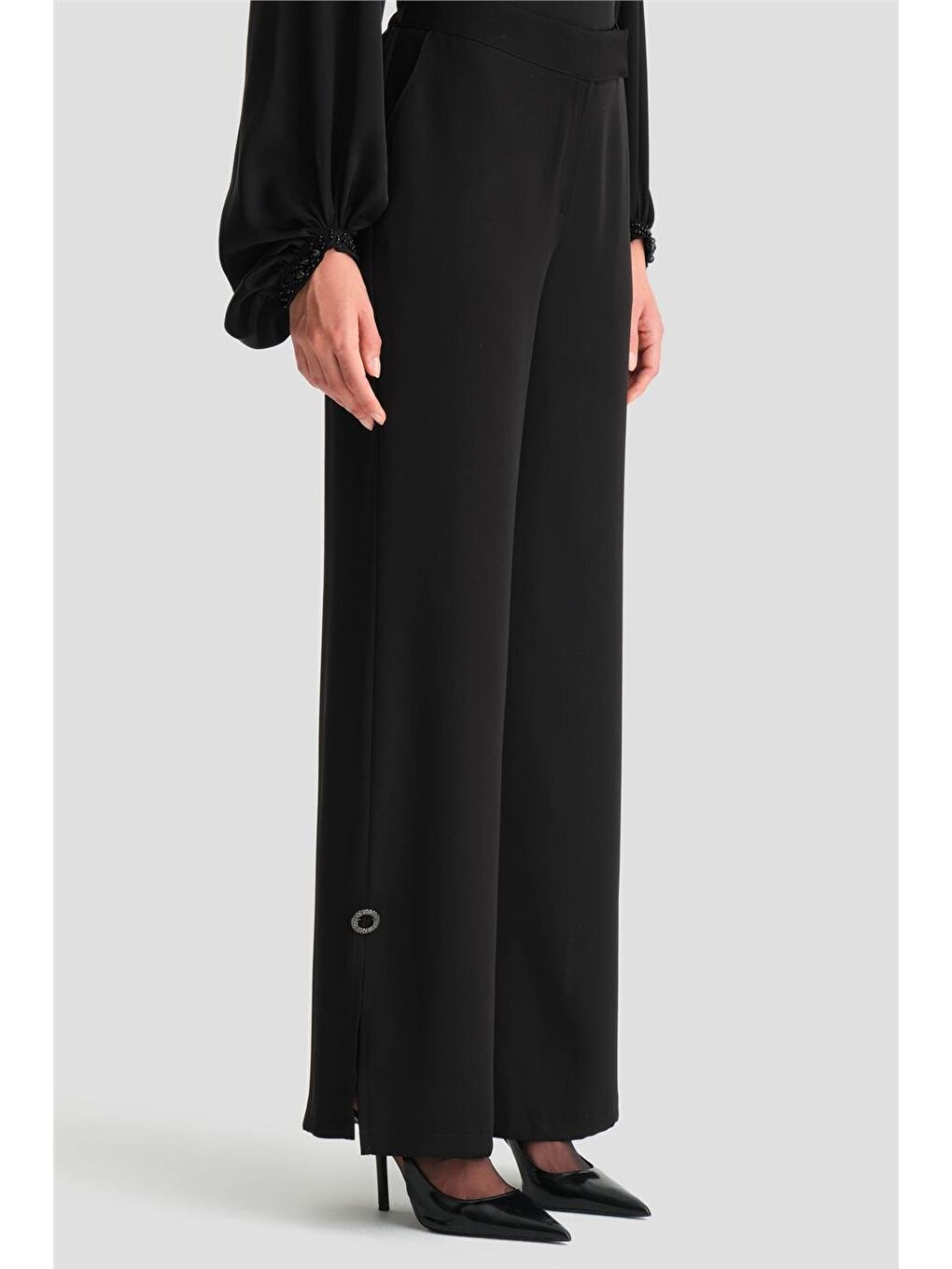 Aksesuar Detaylı Pantolon 24K2713 Siyah-3