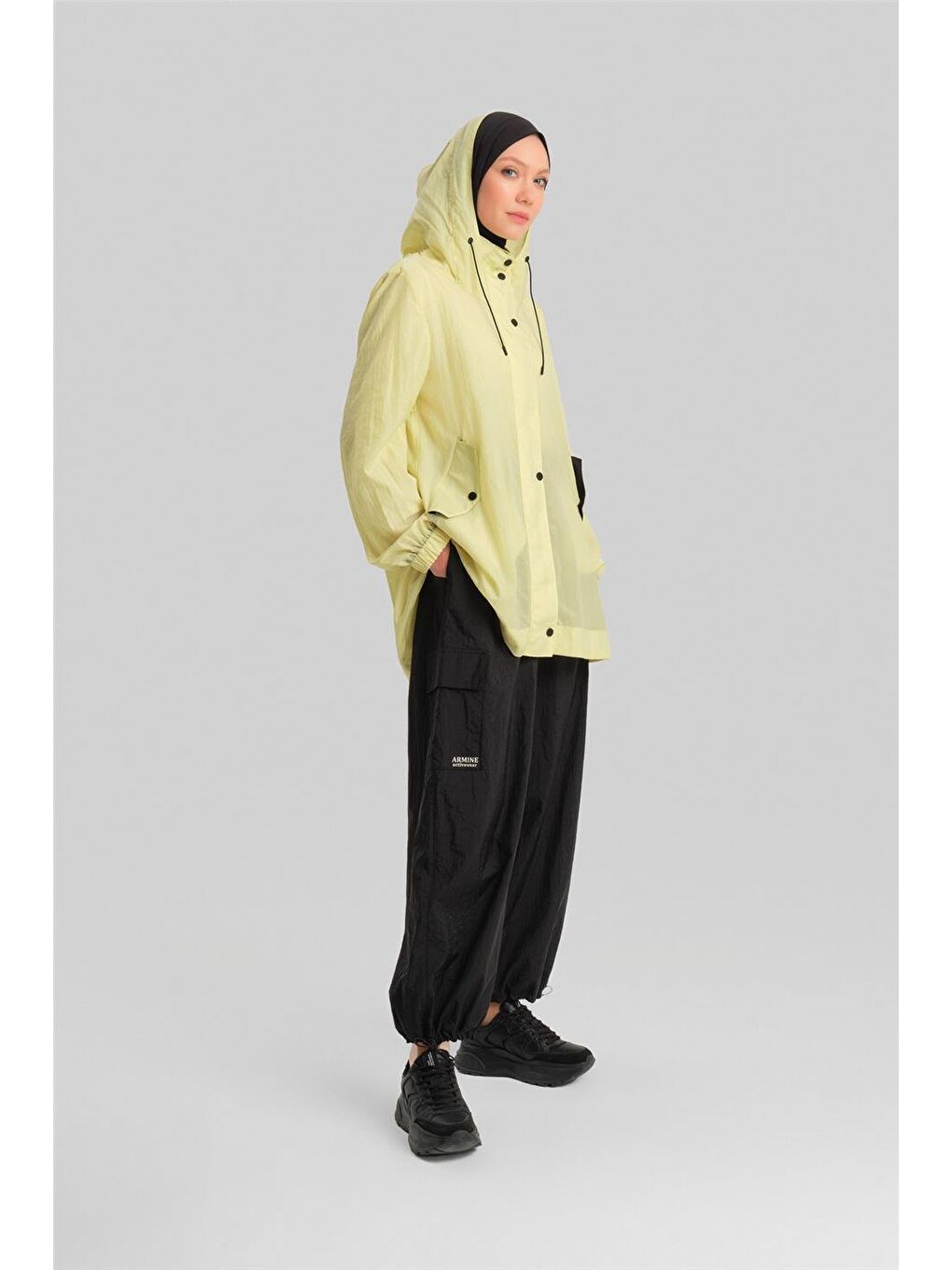 Su İtici Özelliği Olan Kargo Pantolon 24Y2602 Siyah