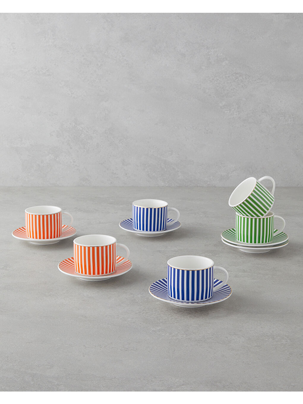 Beyaz Toffee New Bone China 12 Parça 6 Kişilik Kahve Fincan Takımı 90 ml Renkli