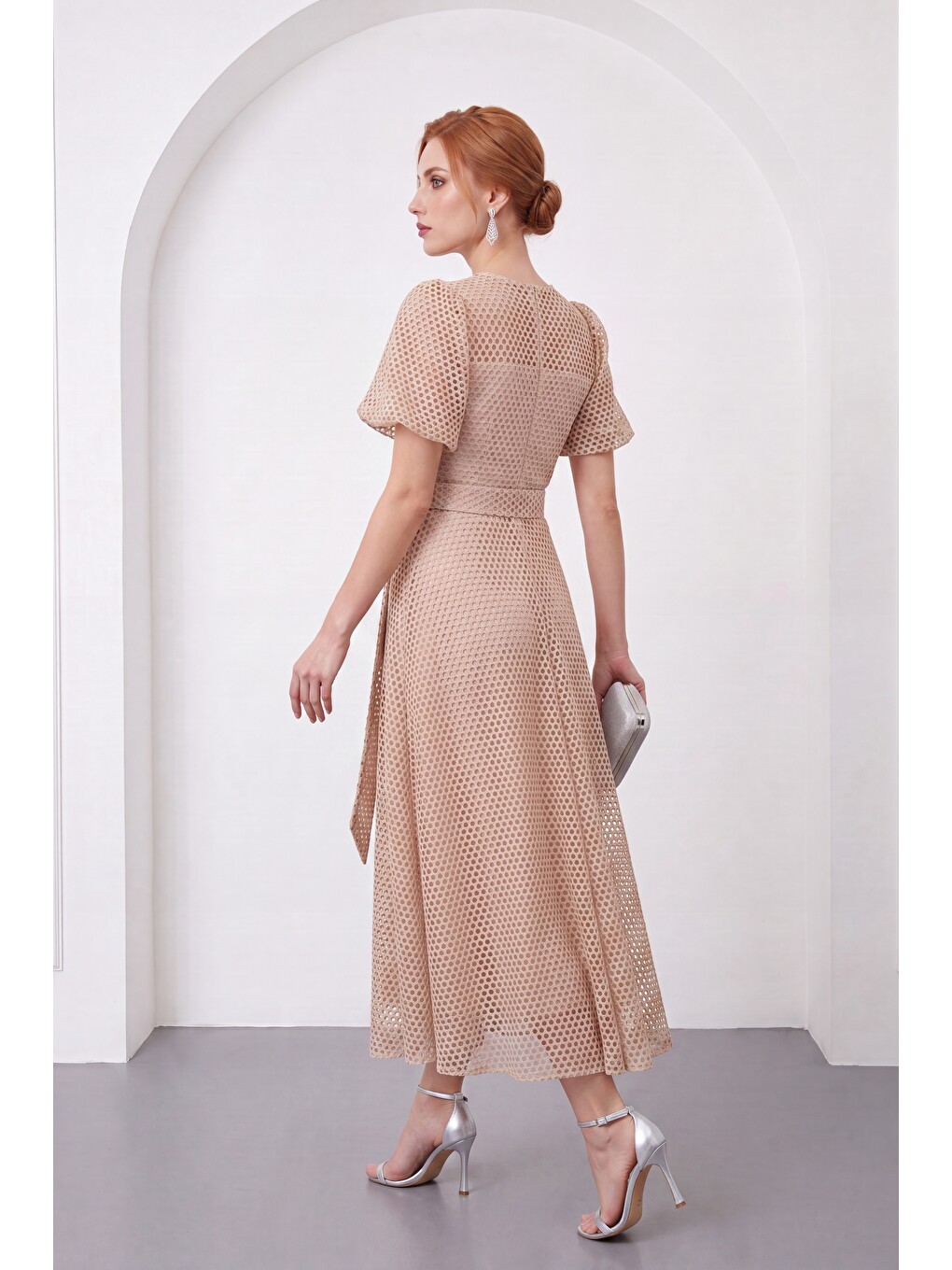 Kadın Bej Balon Kol Simli File Kumaş Kloş Midi Abiye Elbise-5