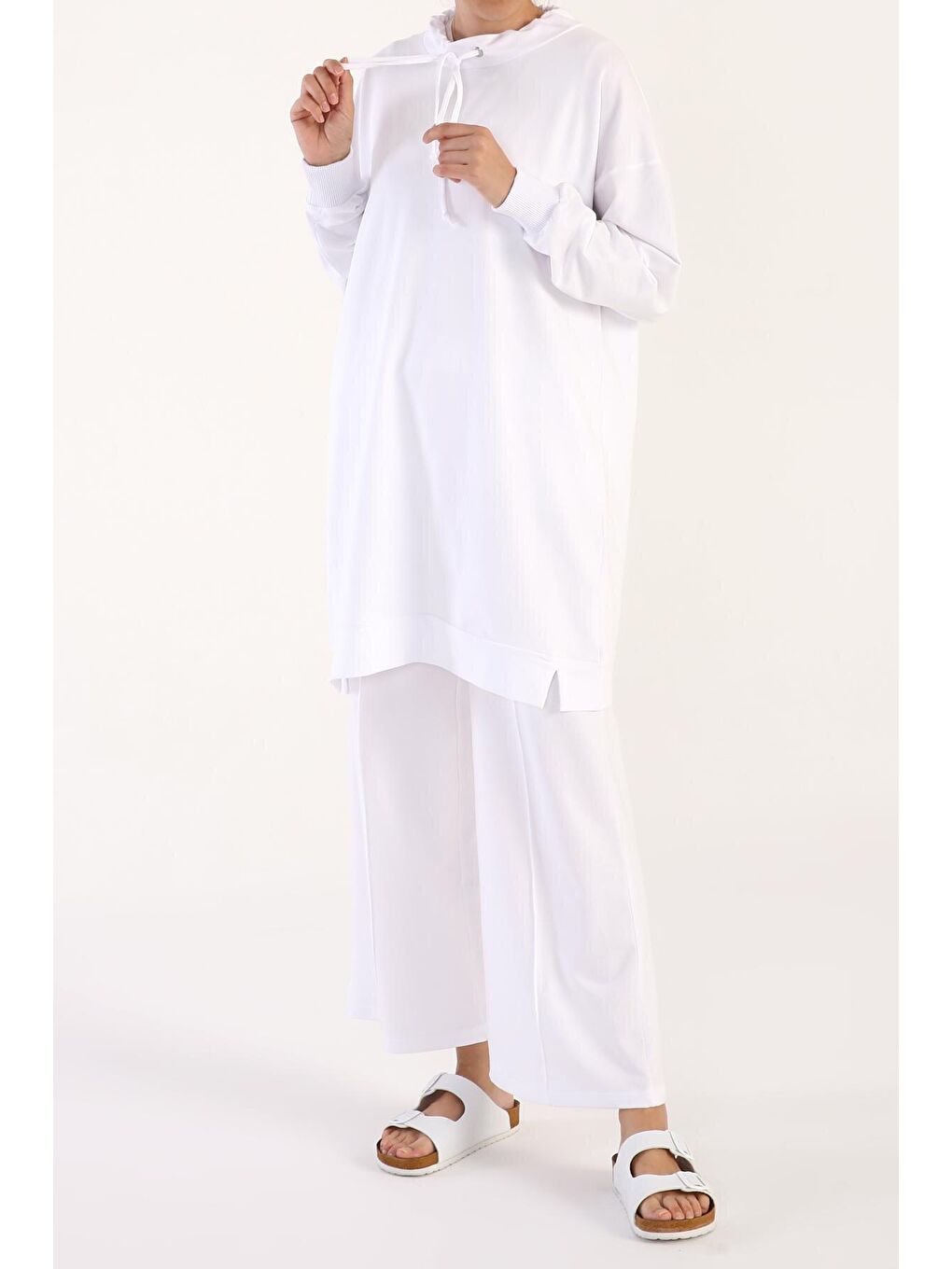 Beyaz Rahat Kalıp Tunik-2