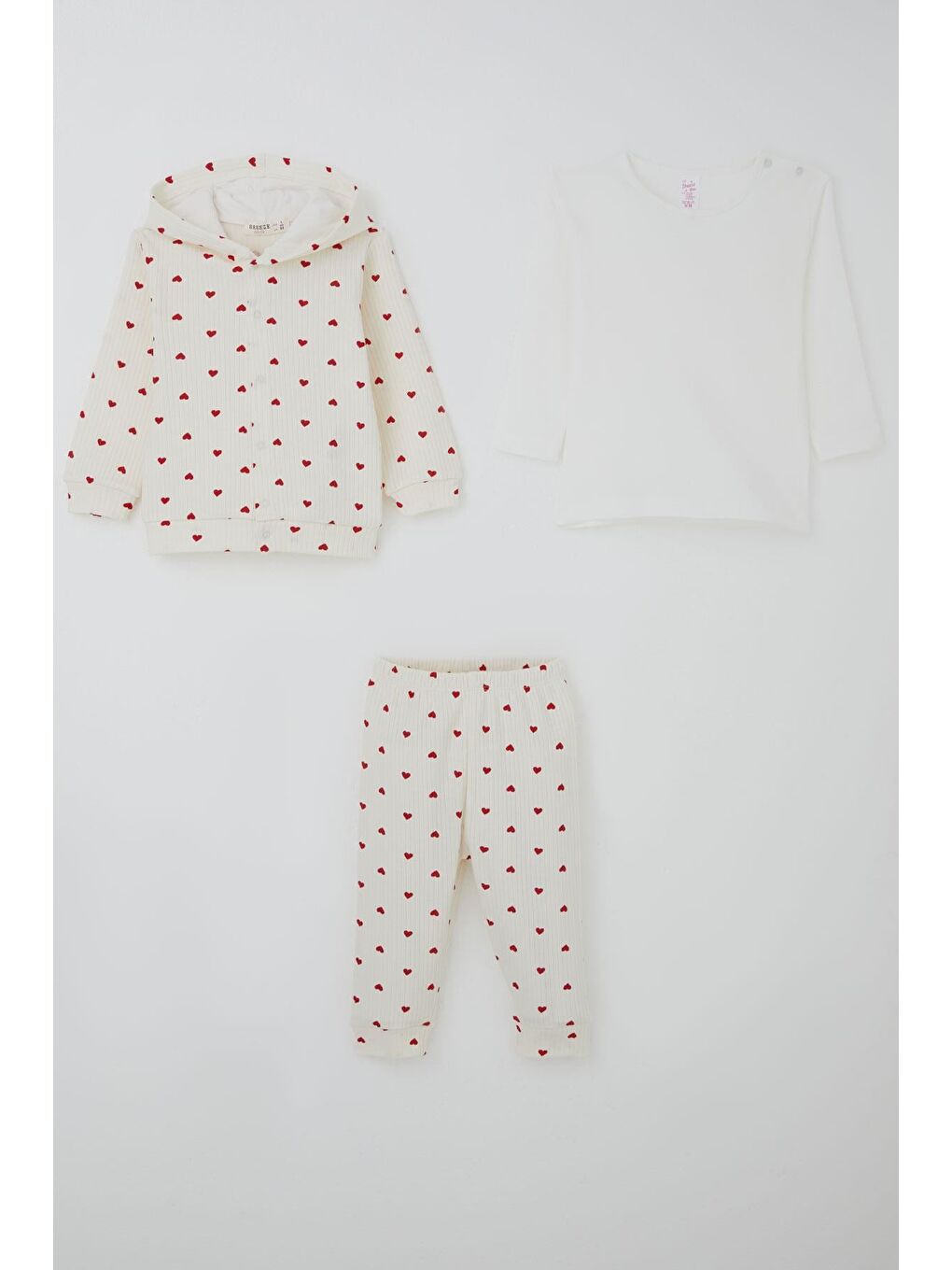 Ekru Kız Bebek Bodyli 3 Lü Takım Kalp Desenli Önden Çıtçıtlı Krem (4 Ay-1 Yaş)