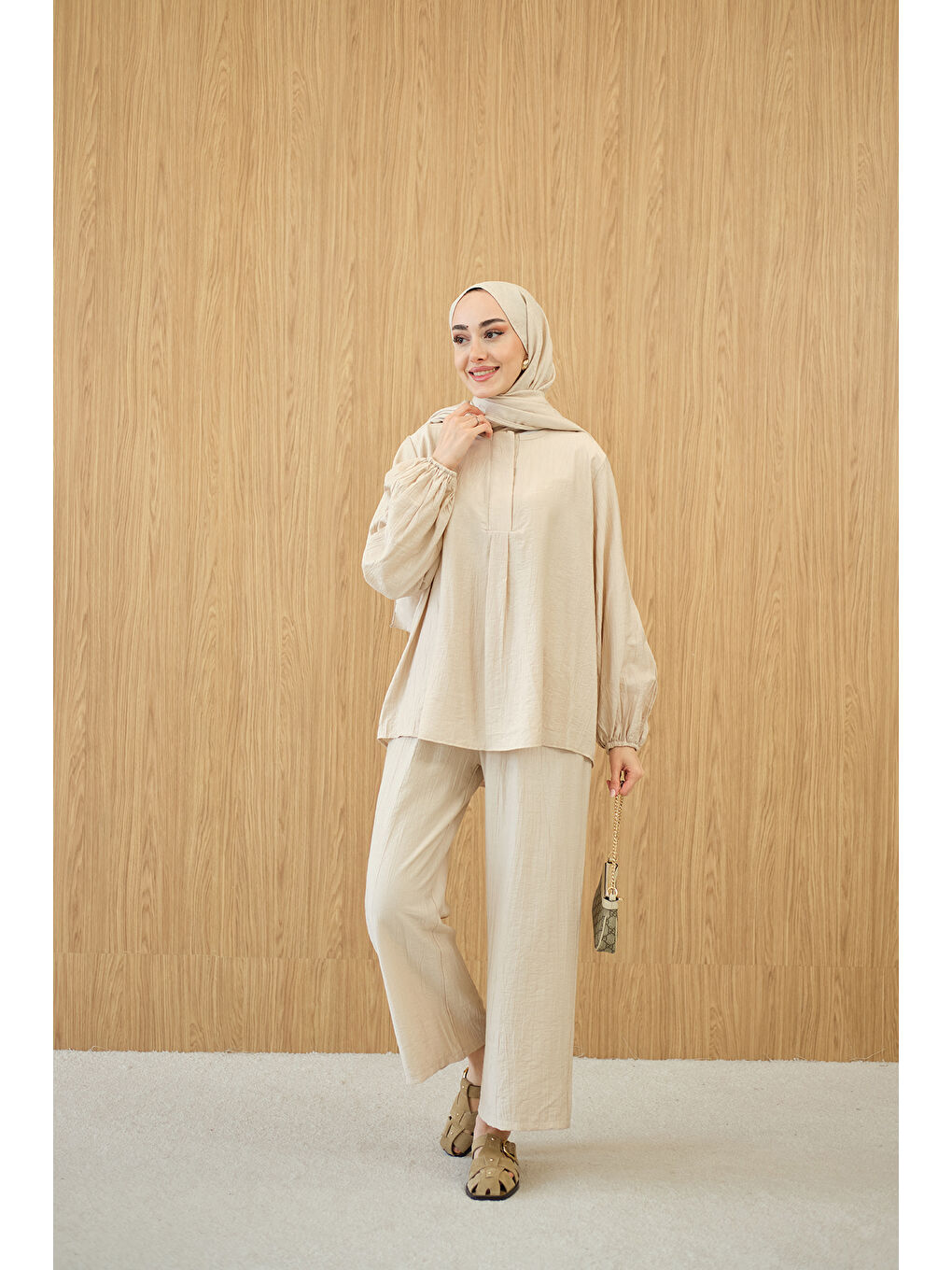 Ekru Kadın Gizli Fermuar Detaylı Takım Krem-1