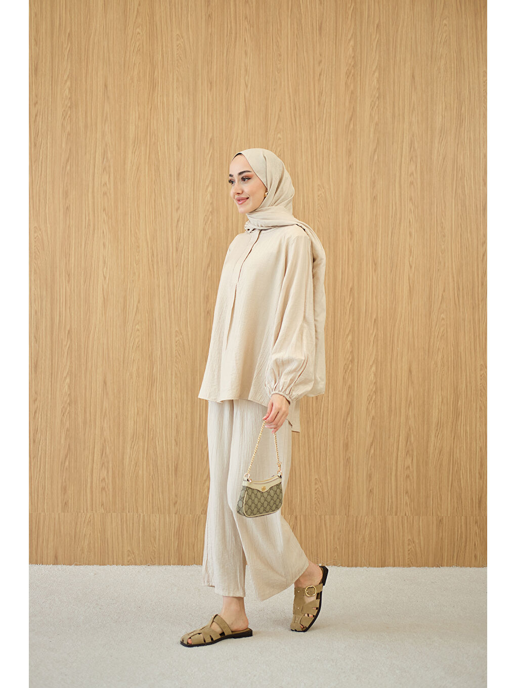 Ekru Kadın Gizli Fermuar Detaylı Takım Krem-3