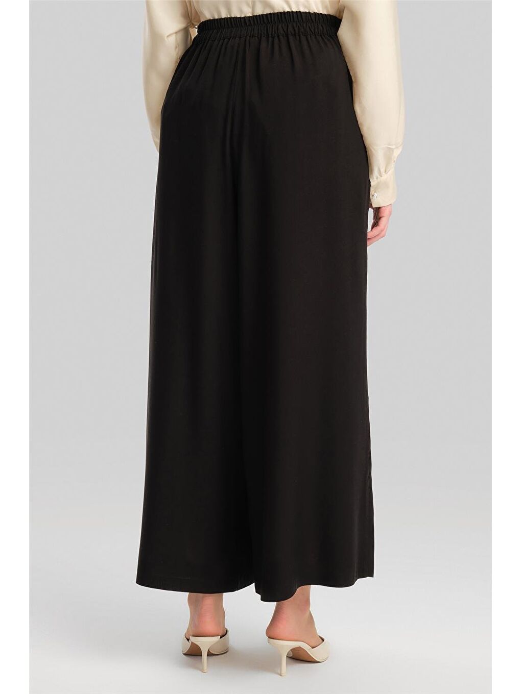 Beli Lastikli Basic Pantolon 24Y2614 Siyah-6