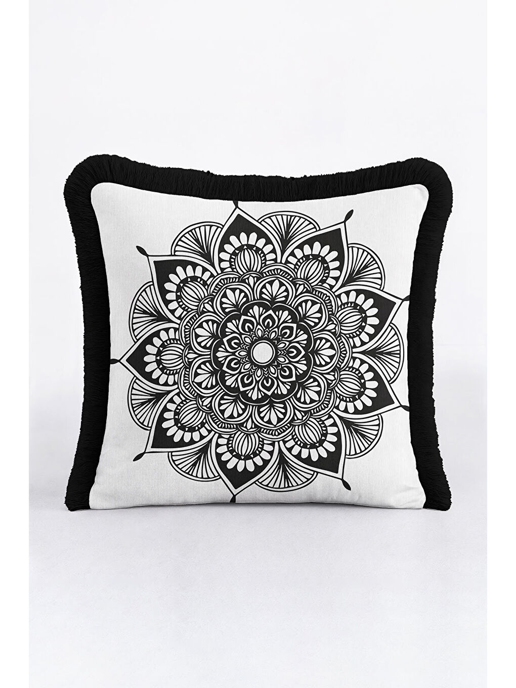 Karışık Mandala Motifli Saçaklı Yastık Kılıfı - Siyah Beyaz Bohem Etnik Stilde Püsküllü Kırlent Kılıfı-2
