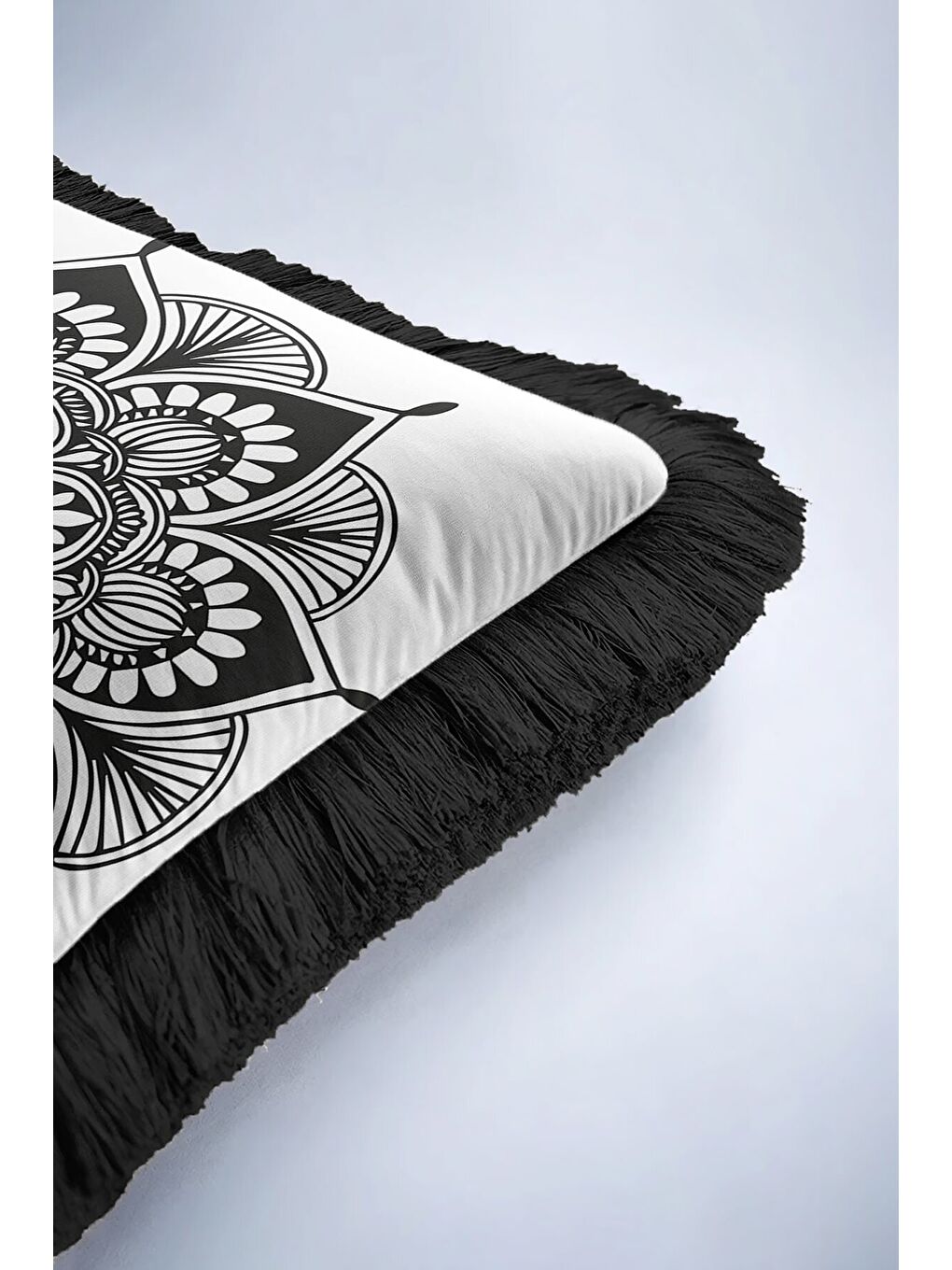 Karışık Mandala Motifli Saçaklı Yastık Kılıfı - Siyah Beyaz Bohem Etnik Stilde Püsküllü Kırlent Kılıfı-6