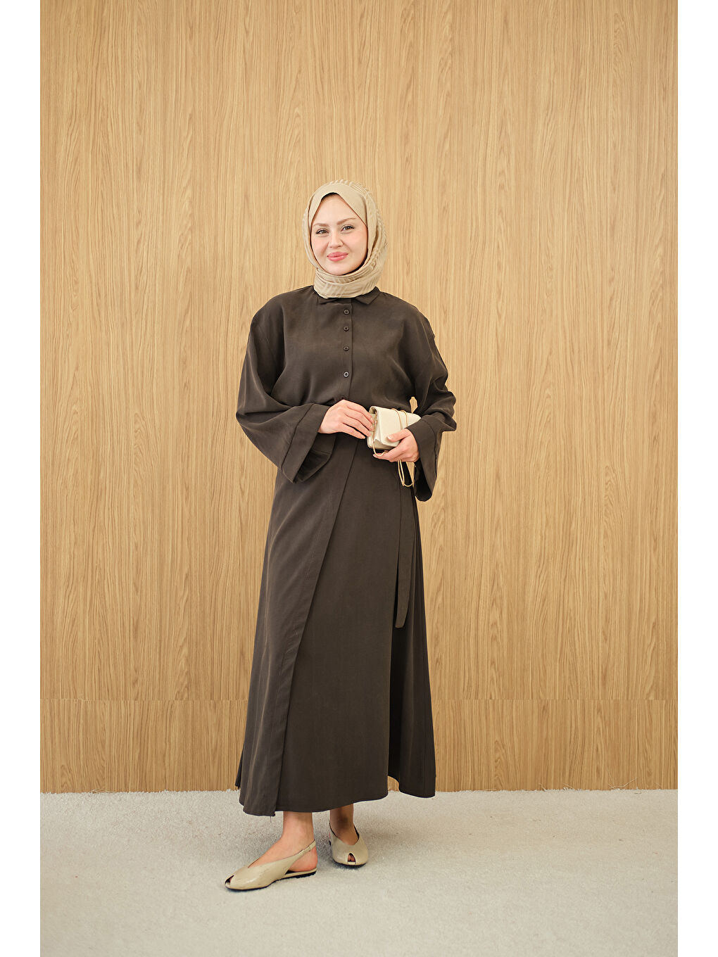 Kahverengi Kadın Gold Kemer Detay Gömlekli Takım Koyu Kahve-4