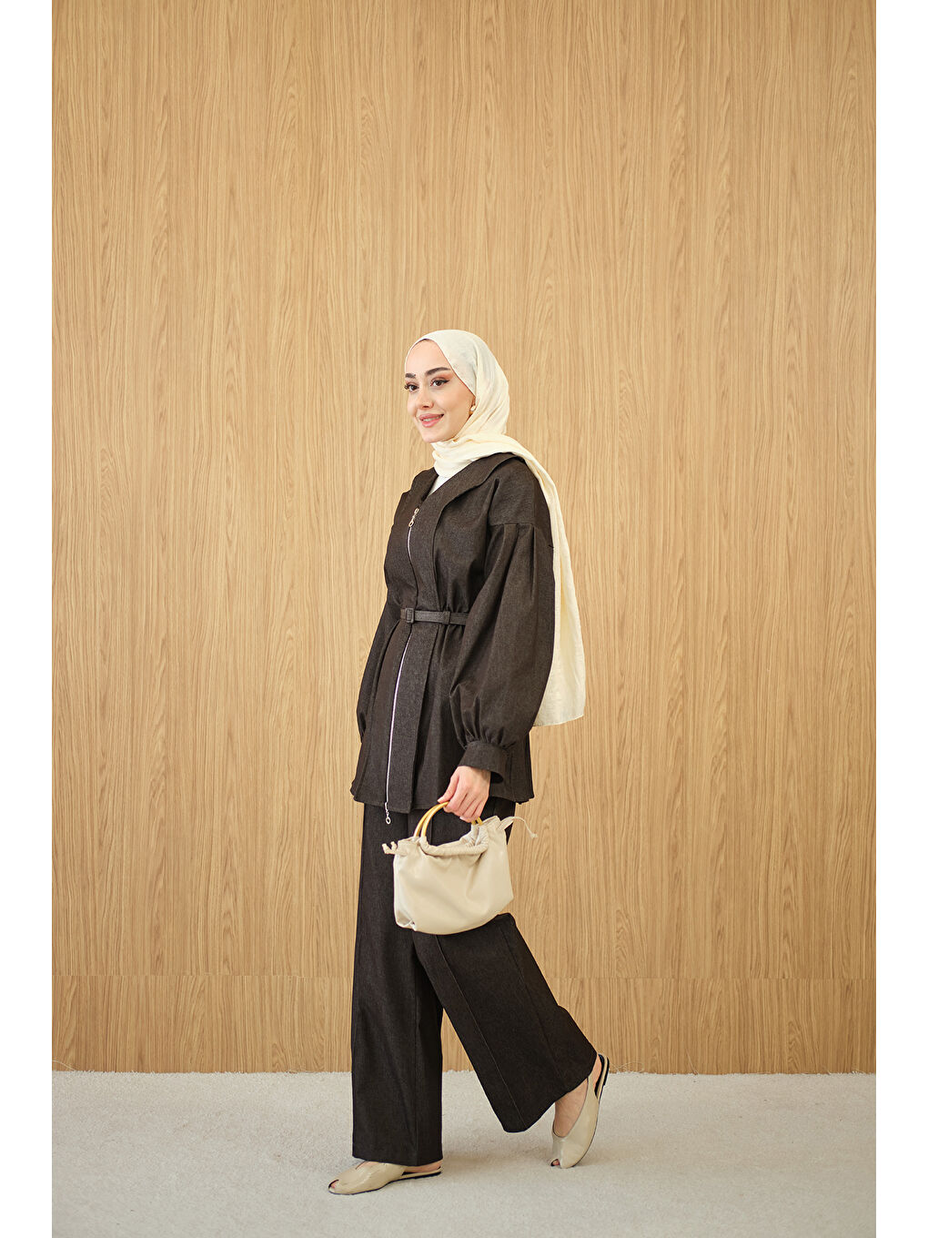 Kadın Beli Lastik Detay V Yaka Kemerli Takım Kahverengi-4