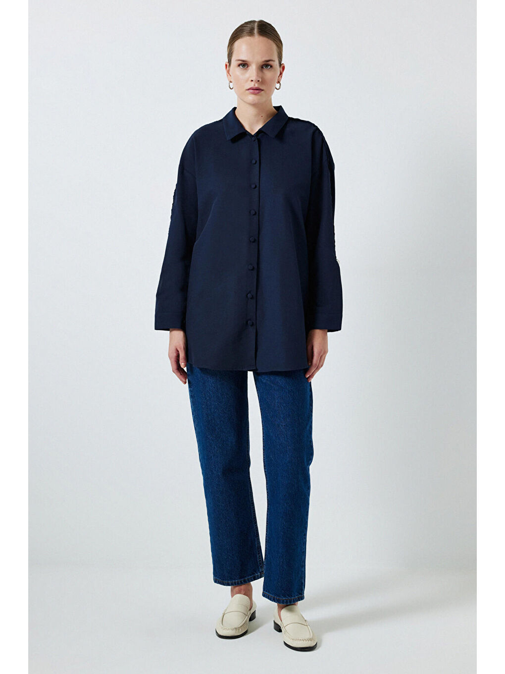 Lacivert Kolu Örgü İşlemeli Gömlek-2