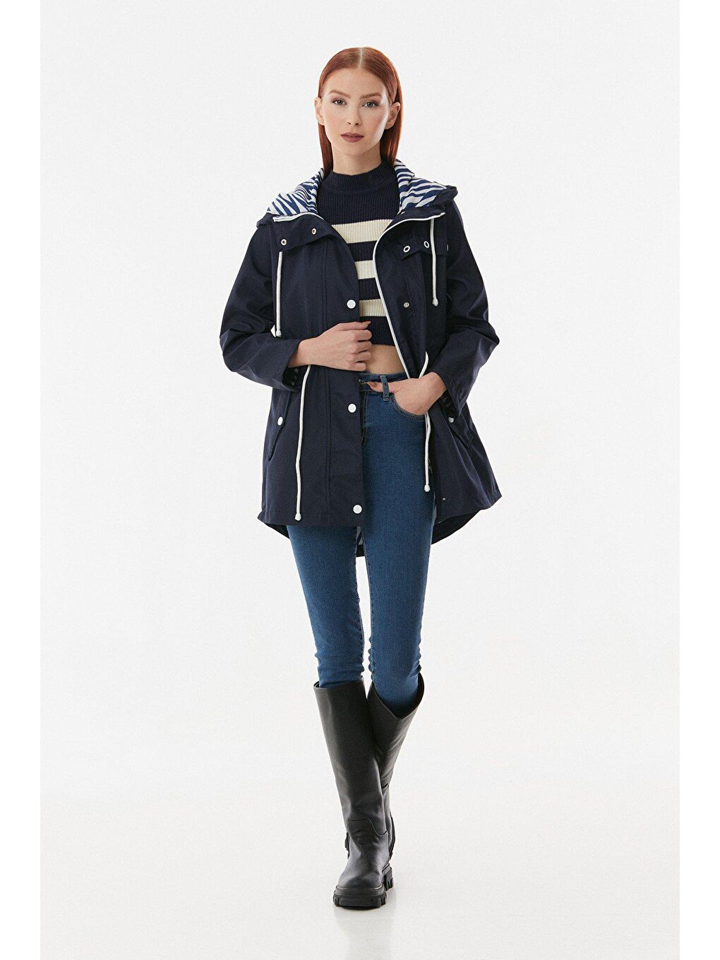 Lacivert Kolu Katlamalı  Kapüşonlu Trençkot