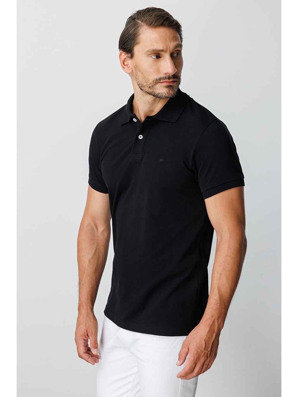 Siyah Modern Fit Dar Kalıp Polo Yaka Düz Kısa Kollu %100 Pamuk Tişört-1
