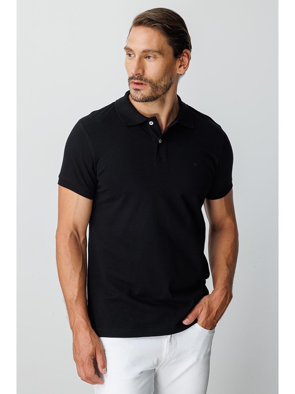 Siyah Modern Fit Dar Kalıp Polo Yaka Düz Kısa Kollu %100 Pamuk Tişört-2