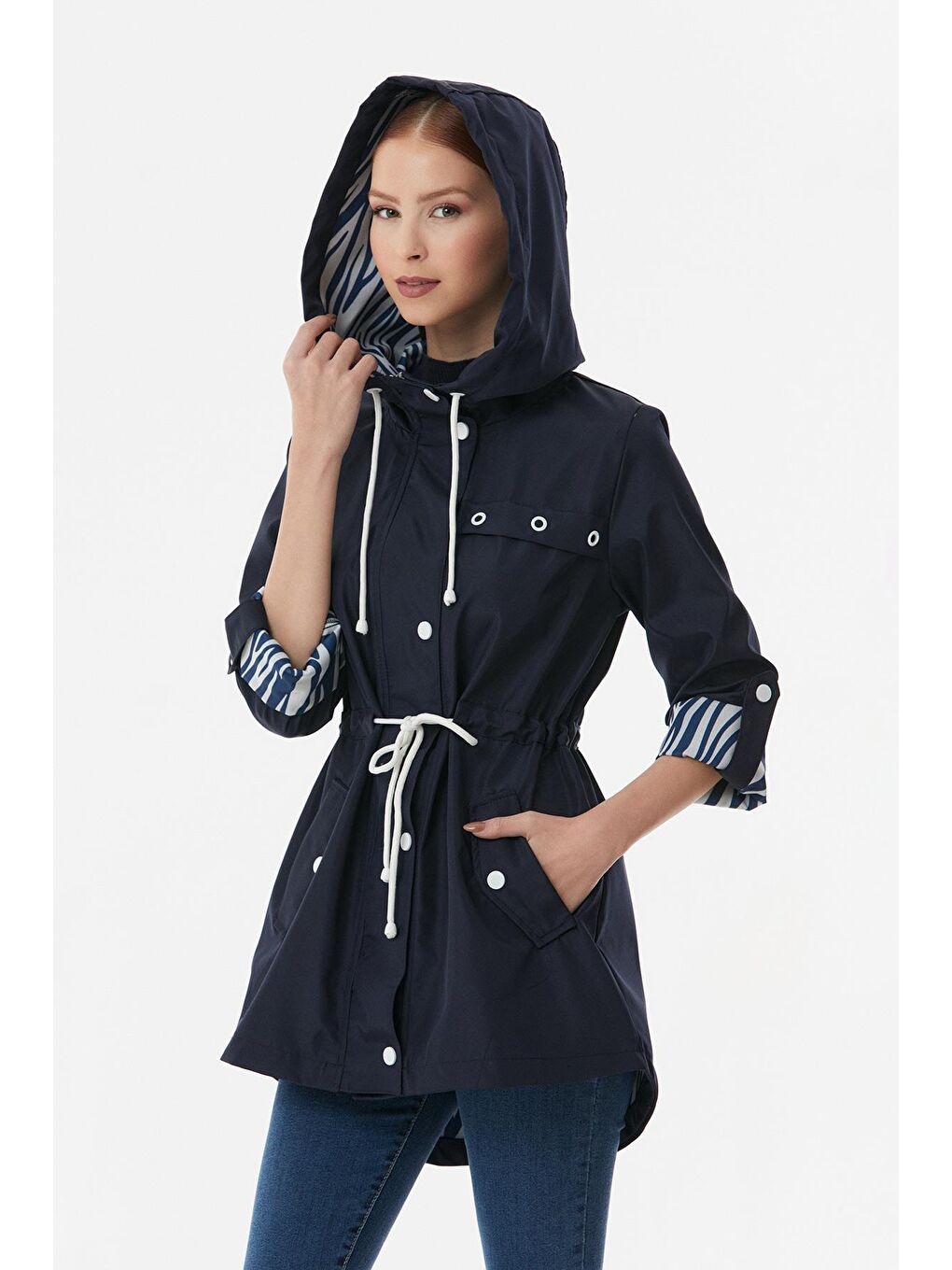 Lacivert Kolu Katlamalı  Kapüşonlu Trençkot-2