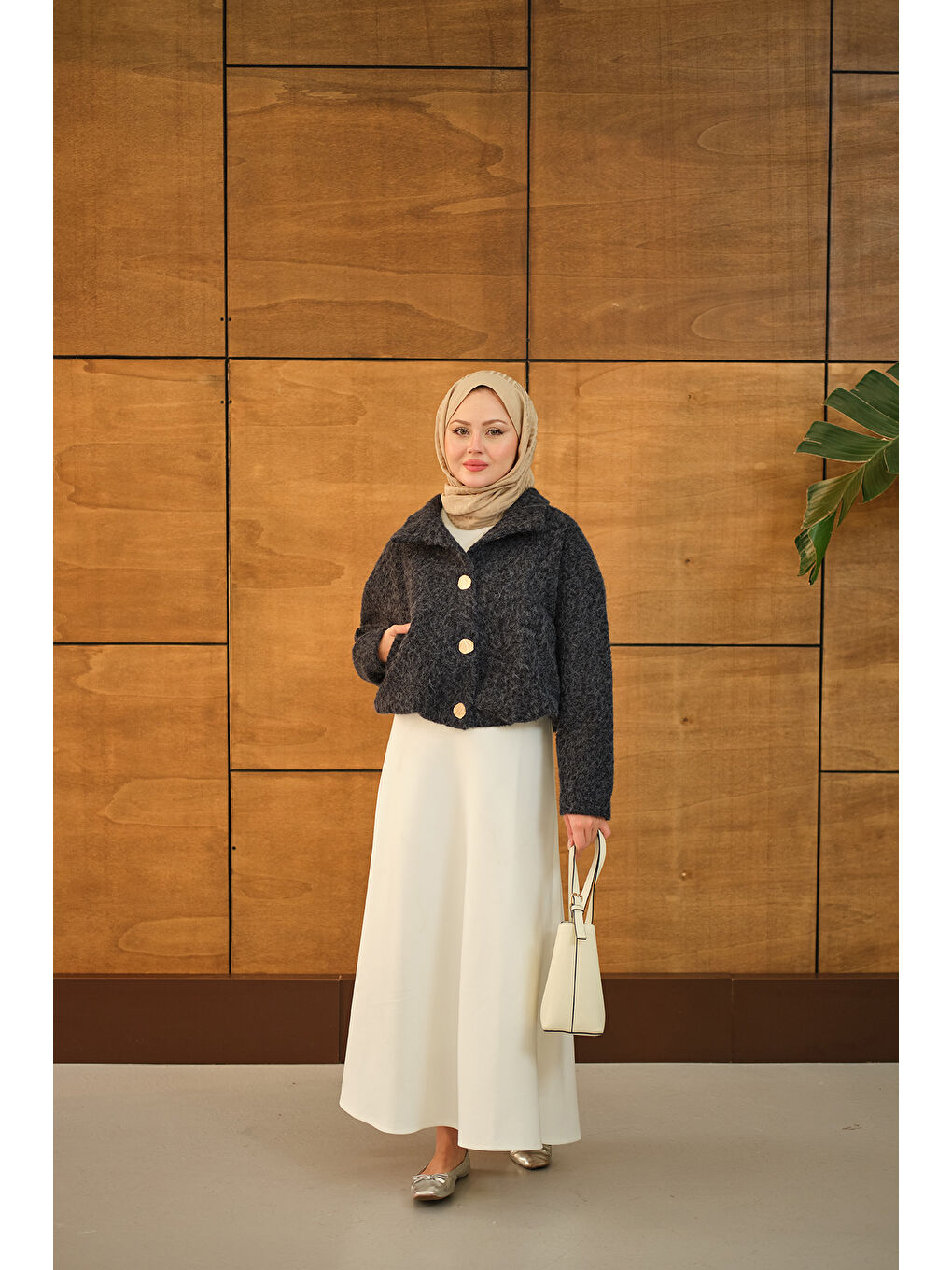 Kadın Düğmeli Kısa Keçe Kaban Lacivert-1