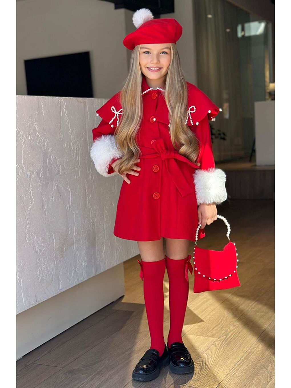 Kız Çocuk Boydan Yakası İnci Taş İşlemeli Şal Detaylı Kemerli Kırmızı Kaşe