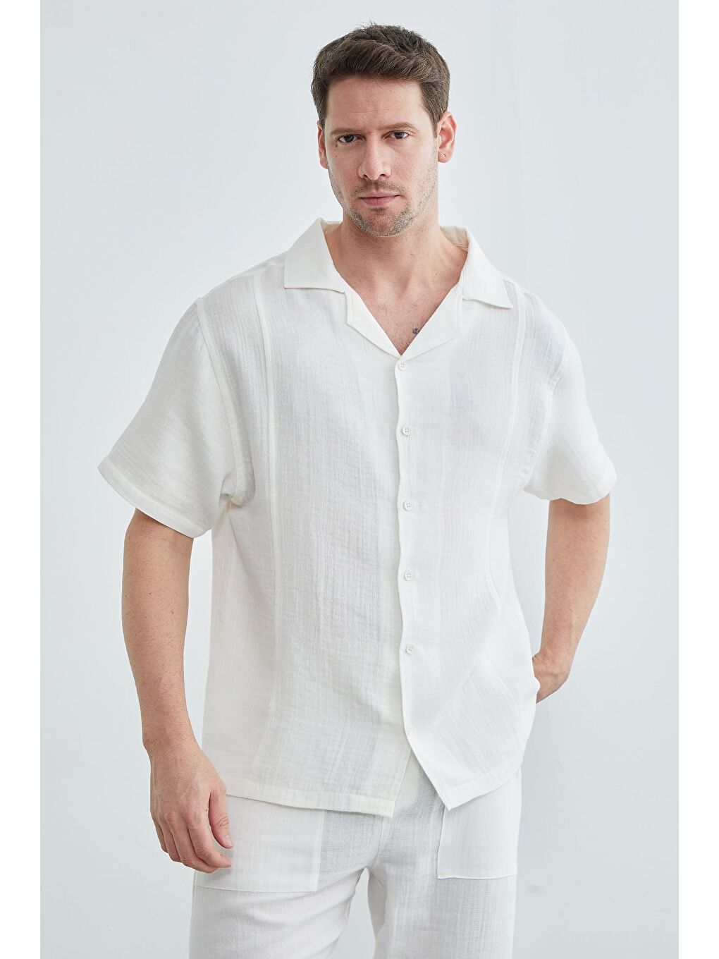 Beyaz Basic Müslin Kumaş Kısa Kol Gömlek-1