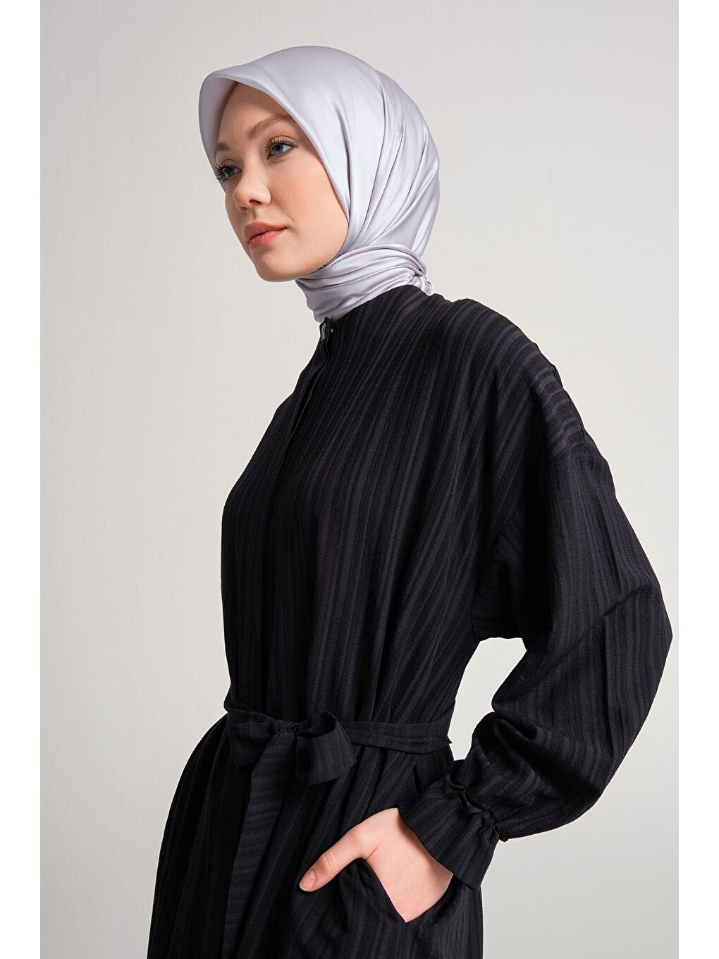 Kolu Daraltılabilen Dokulu Viskon Ferace 24Y8801 Siyah-3