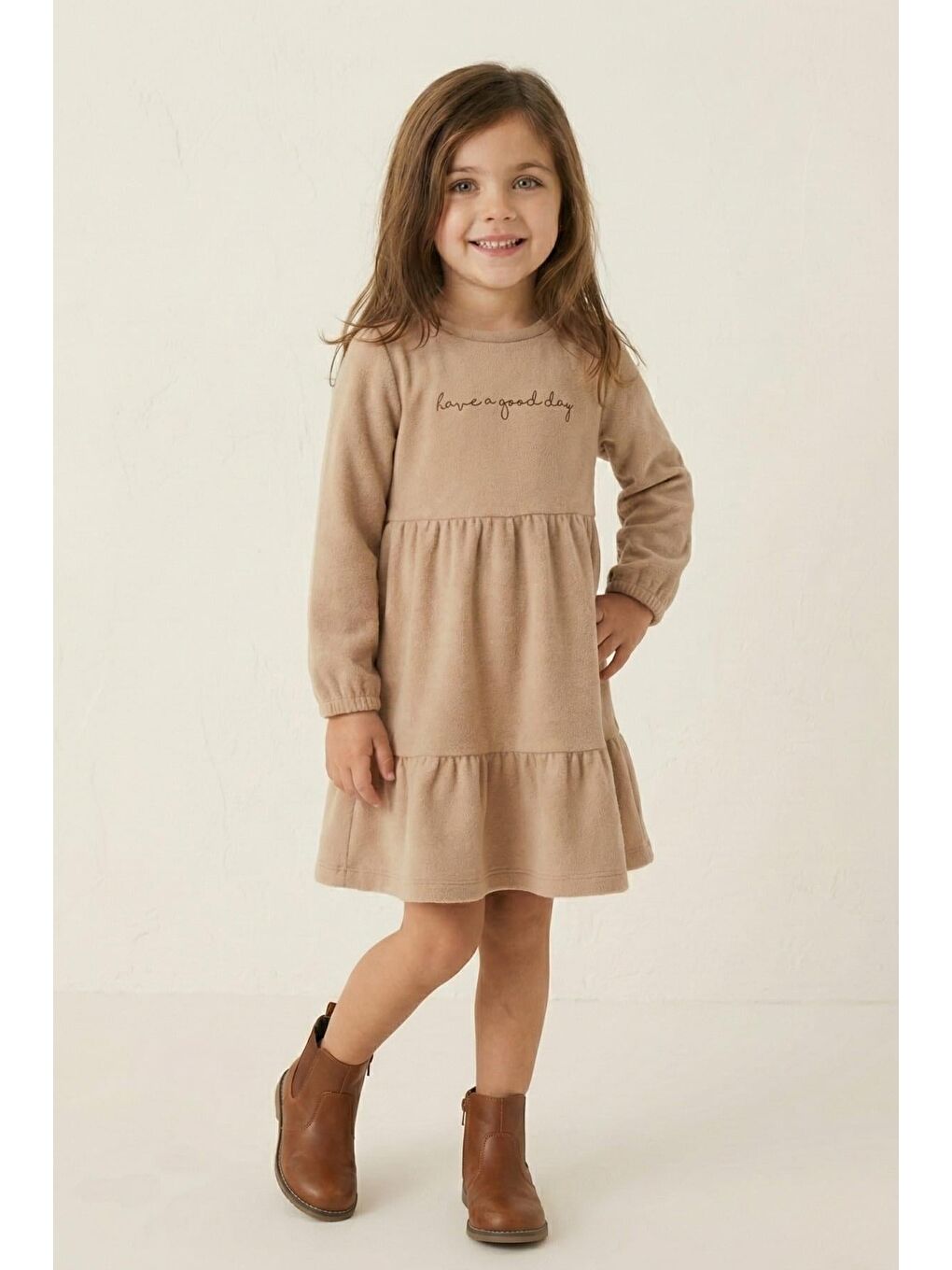 Kız Çocuk Nakışlı Yumoş Elbise - Bej