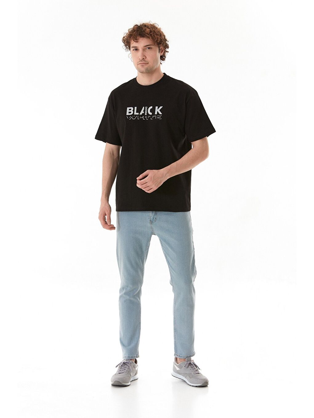 Siyah Black Kabartma Baskılı Tişört-1