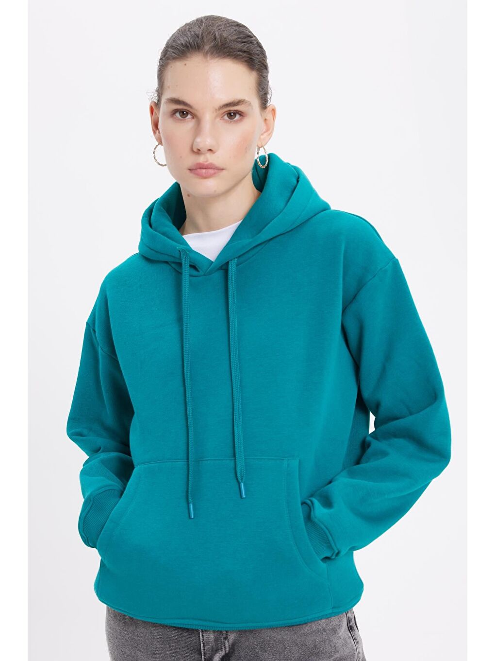 Kadın Oversize Geniş Kesim Pamuklu Yumuşak Dokulu İçi Polarlı Basic Yeşil Kapüşonlu Sweatshirt-1