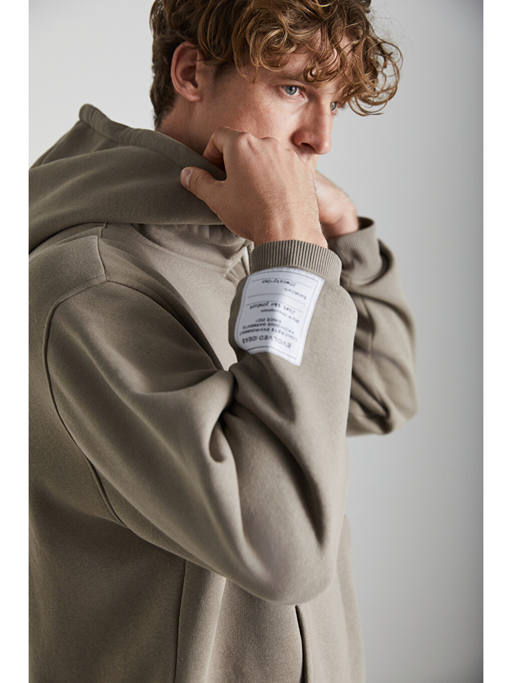 Bej Ashbourne Erkek Oversize Fit Kanguru Cepli Lastikli Paça Kol Etiket Detaylı Vizon Eşofman Takımı-3