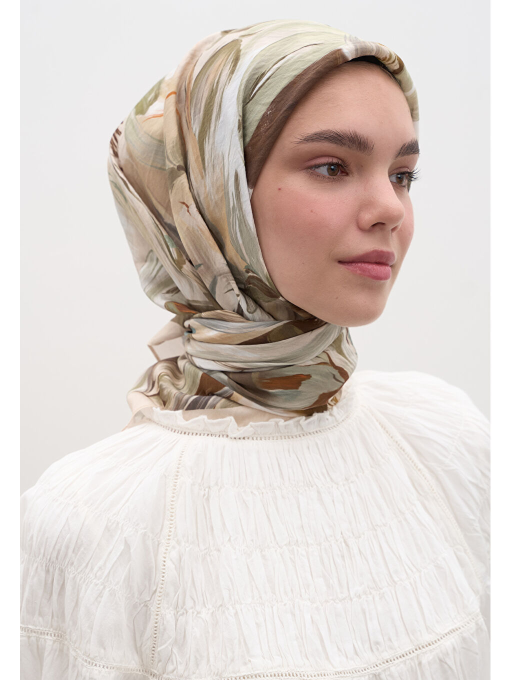 Vanılla Blossom Desen Pamuklu Viskon Eşarp Bej-1