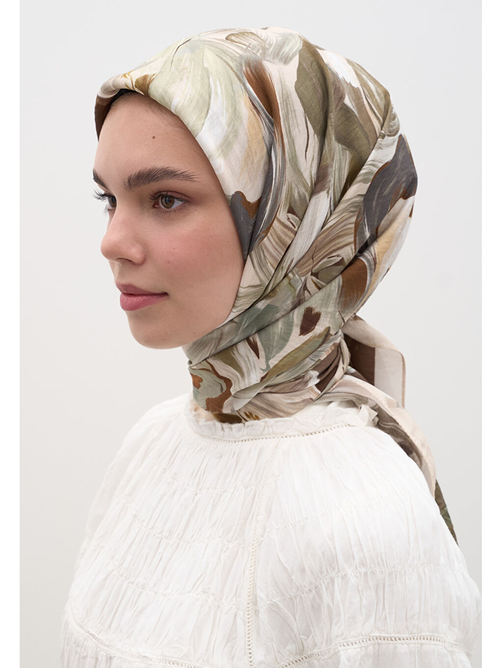 Vanılla Blossom Desen Pamuklu Viskon Eşarp Bej-2