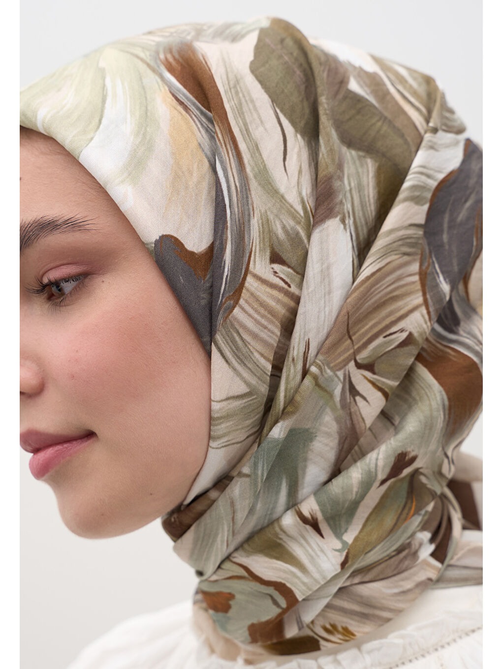 Vanılla Blossom Desen Pamuklu Viskon Eşarp Bej-3