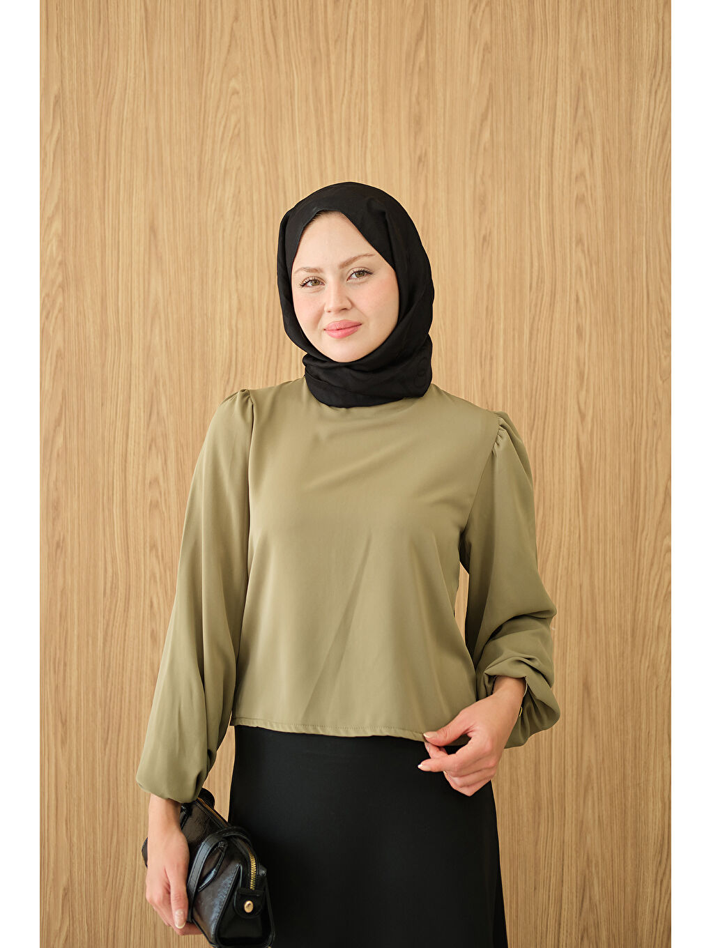 Kadın Dik Yakalı Ve Balon Kol Bluz Yeşil-2