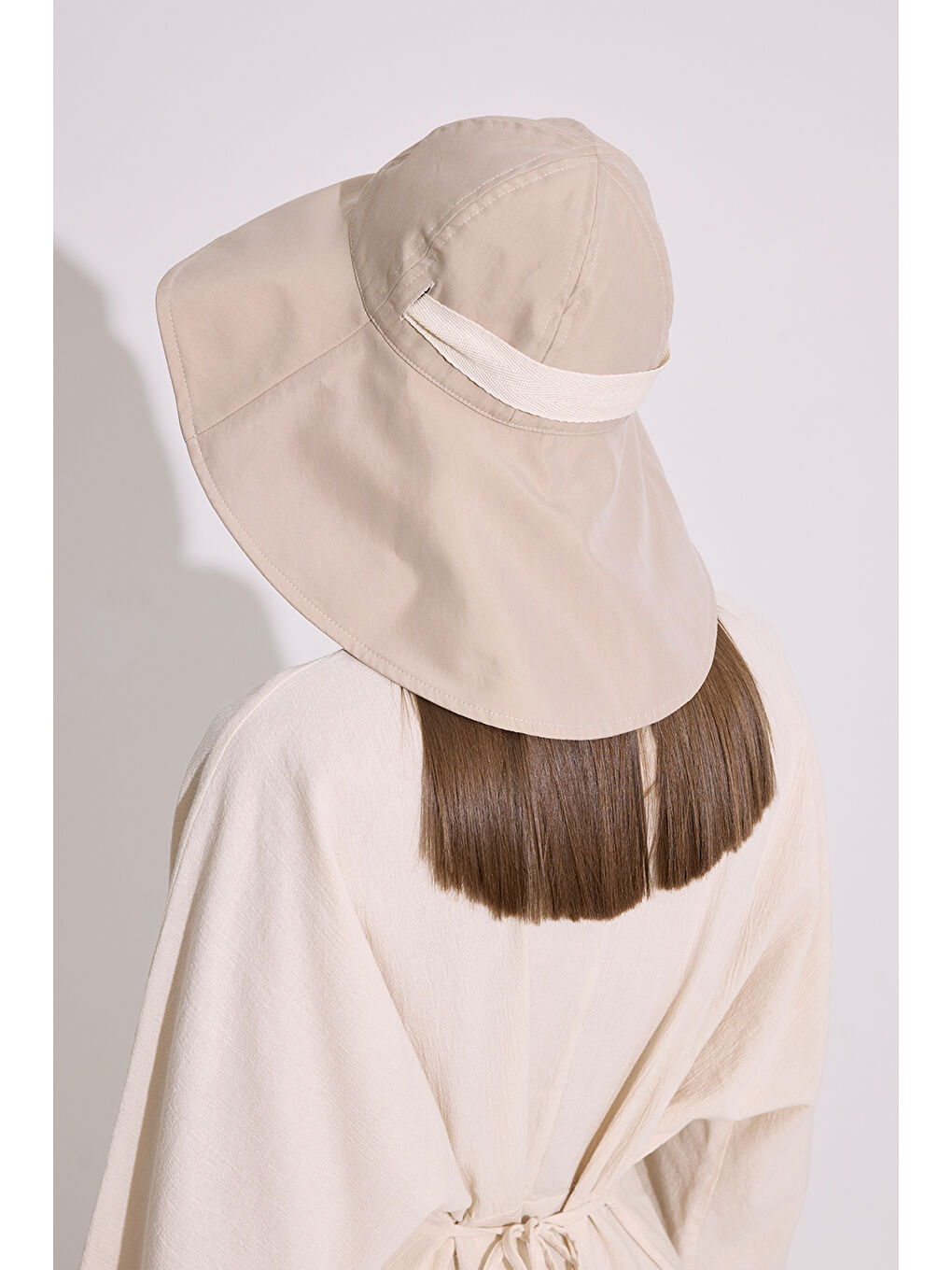 Kordon Detaylı Geniş Şapka Bej-2