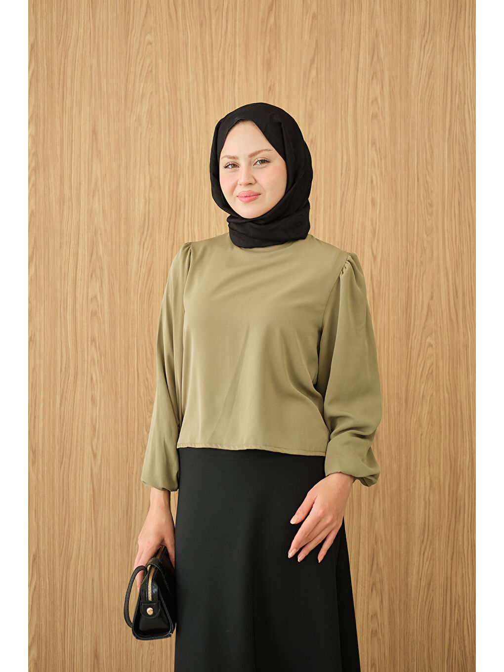 Kadın Dik Yakalı Ve Balon Kol Bluz Yeşil-4