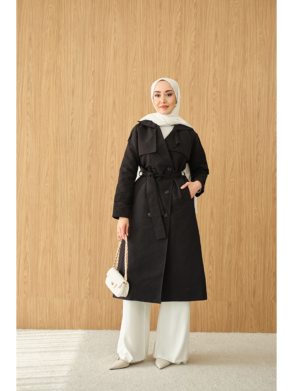Kadın Omuz Düğme Detay Kruvaze Yaka Midi Boy Trenç Siyah