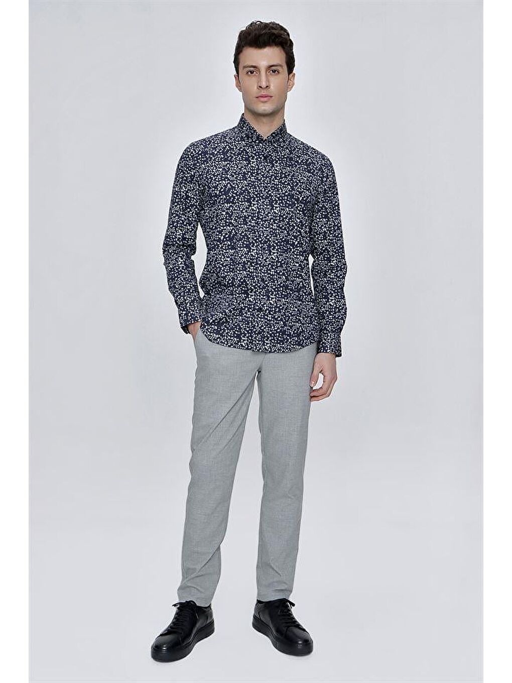 Koyu Lacivert Uzun Kol Gömlek Yaka Klasik Slim Fit Pamuklu Elastanlı Gömlek 1004225210-3