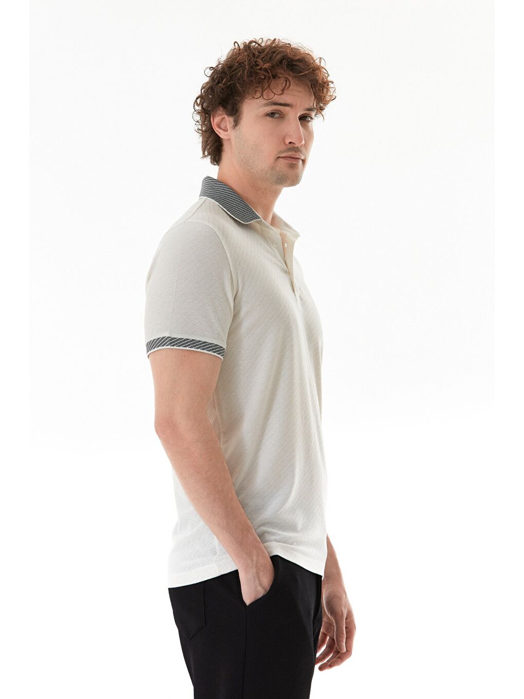 Ekru Düz Slim Fit Polo Yaka Tişört-2