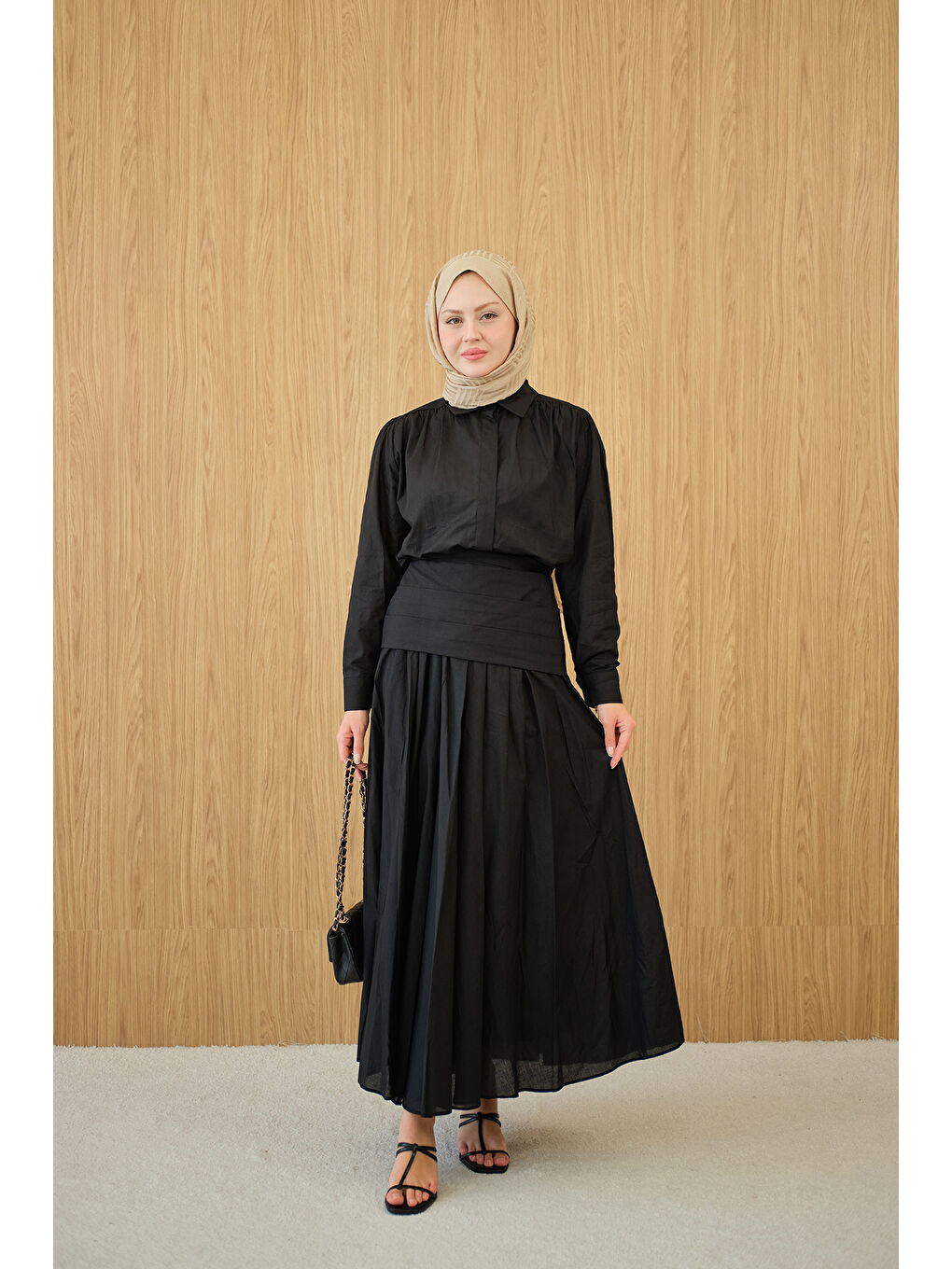 Kadın Gizli Düğmeli Beli Kuşaklı Gömlek Yaka Takım Siyah-1